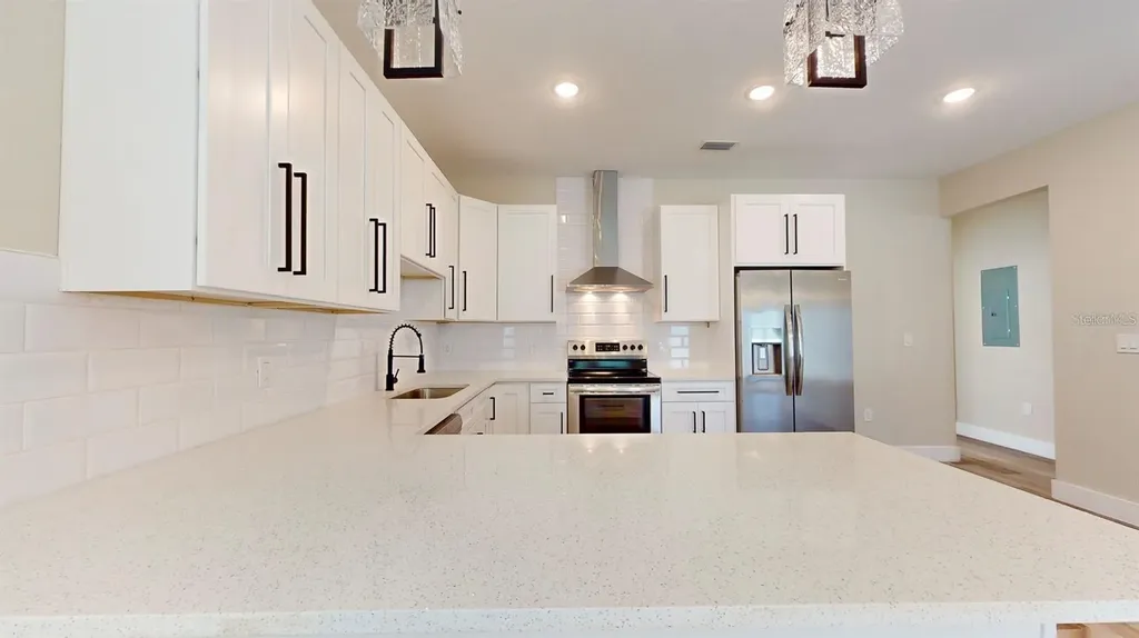 1919 30th Avenue N St Petersburg FL 33713