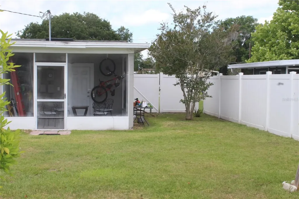 307 California Avenue St Cloud FL 34769