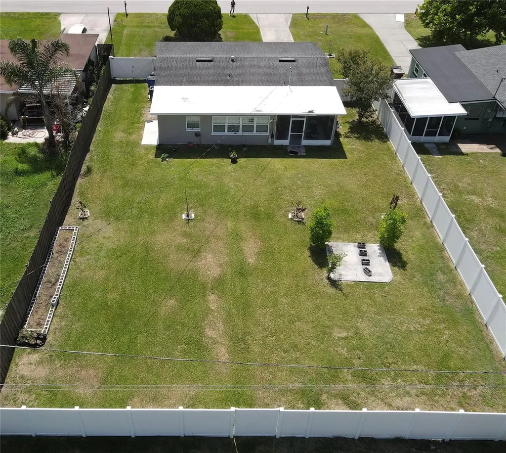 307 California Avenue St Cloud FL 34769
