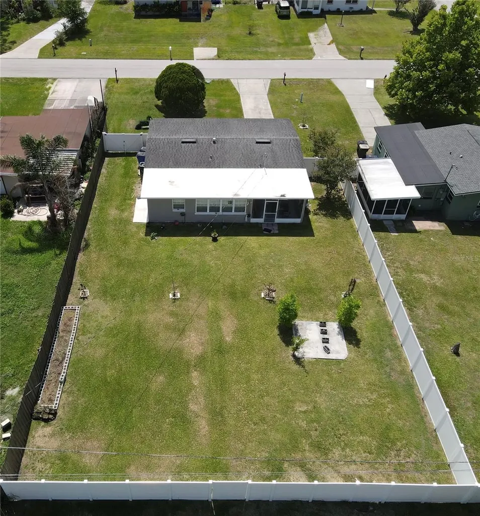 307 California Avenue St Cloud FL 34769
