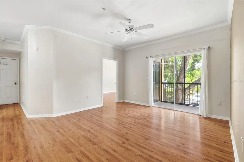 5618 Pinnacle Heights Circle Tampa FL 33624