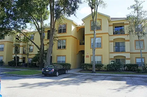 5618 Pinnacle Heights Circle Tampa FL 33624