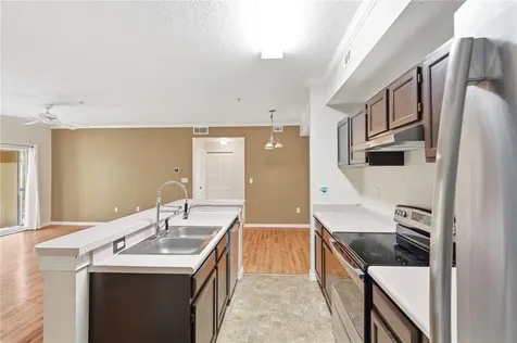 5618 Pinnacle Heights Circle Tampa FL 33624