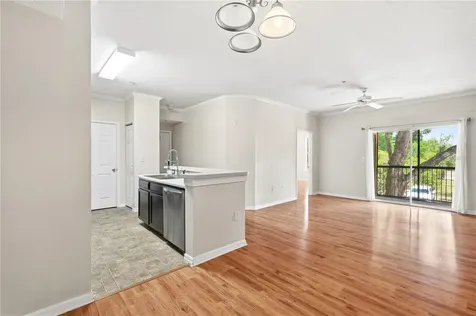 5618 Pinnacle Heights Circle Tampa FL 33624