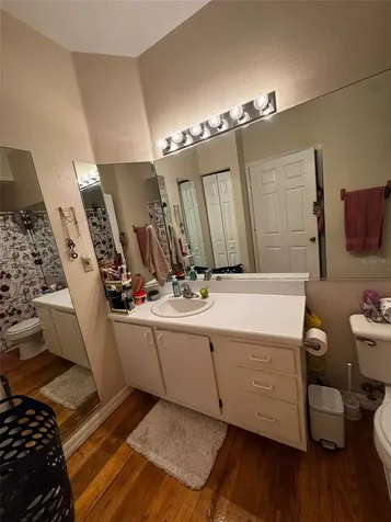 5618 Pinnacle Heights Circle Tampa FL 33624