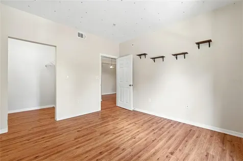 5618 Pinnacle Heights Circle Tampa FL 33624