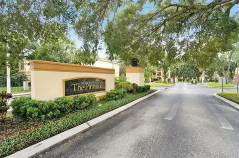 5618 Pinnacle Heights Circle Tampa FL 33624