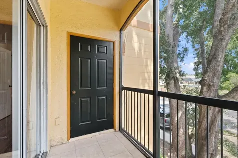 5618 Pinnacle Heights Circle Tampa FL 33624