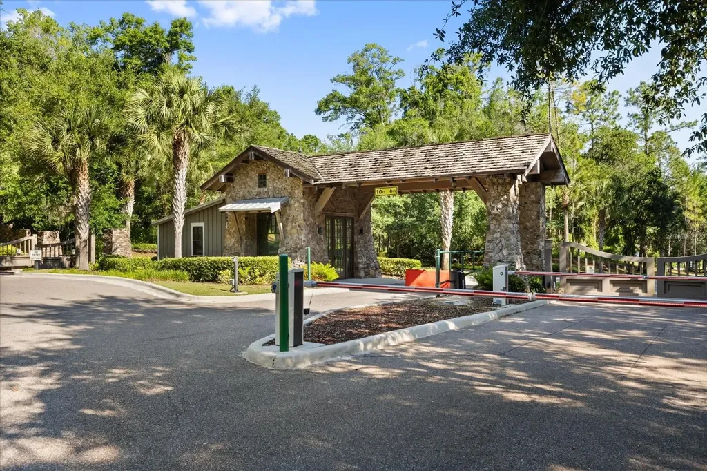 2948 Foxtail Bend Ocoee FL 34761