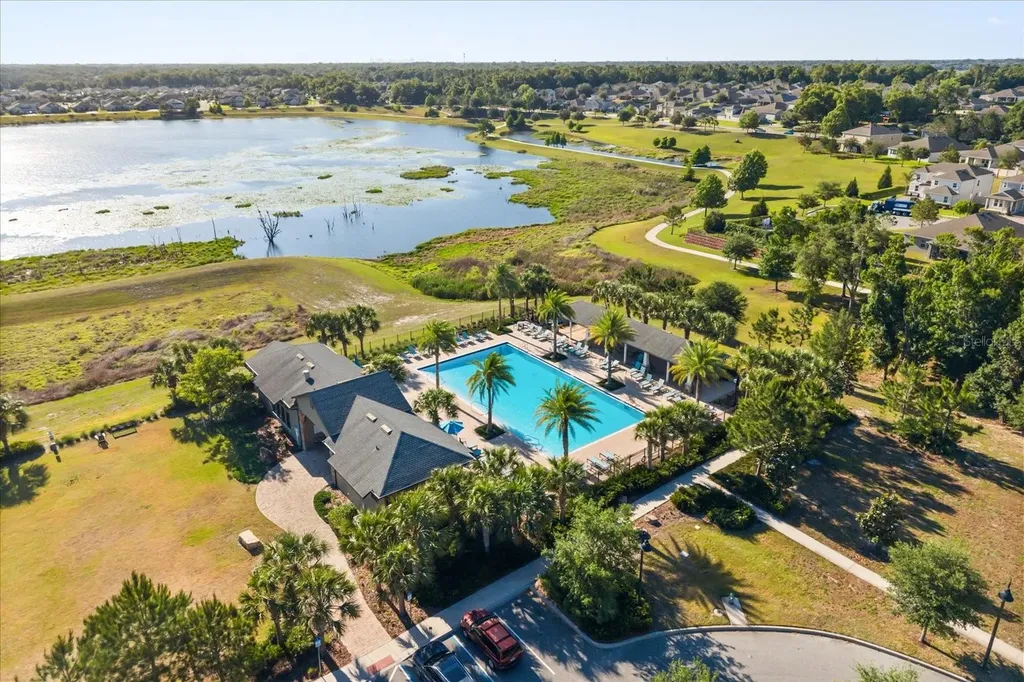 2948 Foxtail Bend Ocoee FL 34761