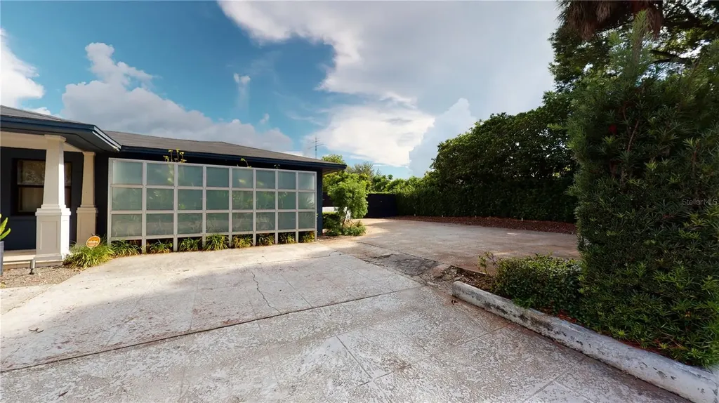 218 S Matanzas Avenue Tampa FL 33609