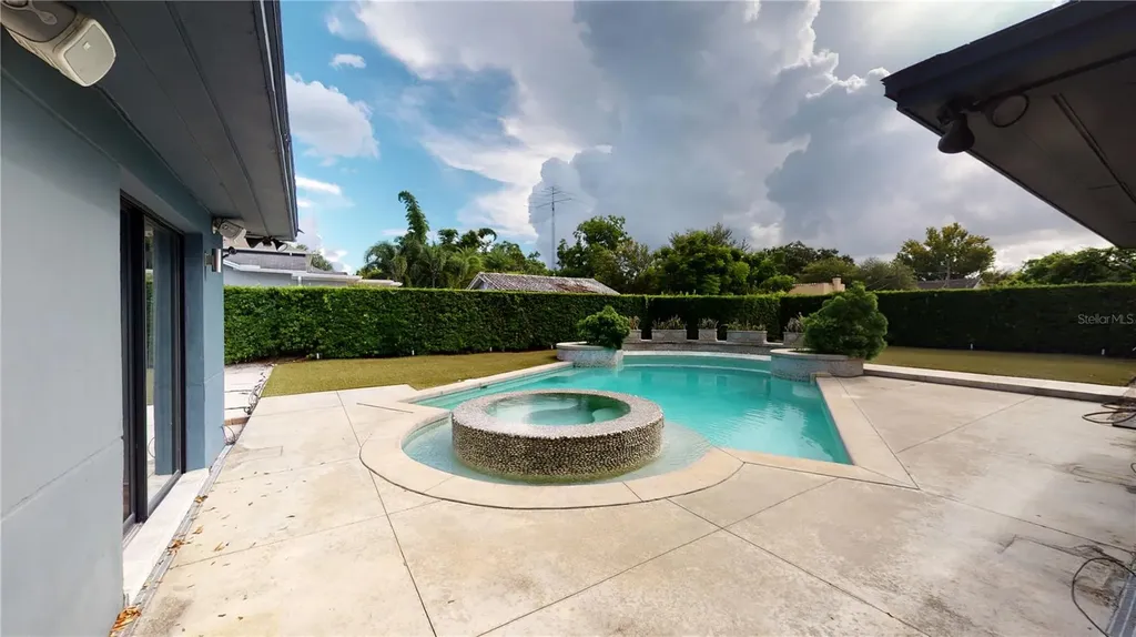 218 S Matanzas Avenue Tampa FL 33609
