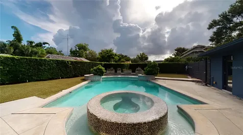 218 S Matanzas Avenue Tampa FL 33609