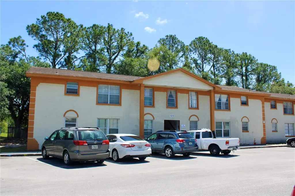 1819 Michigan Avenue Kissimmee FL 34744