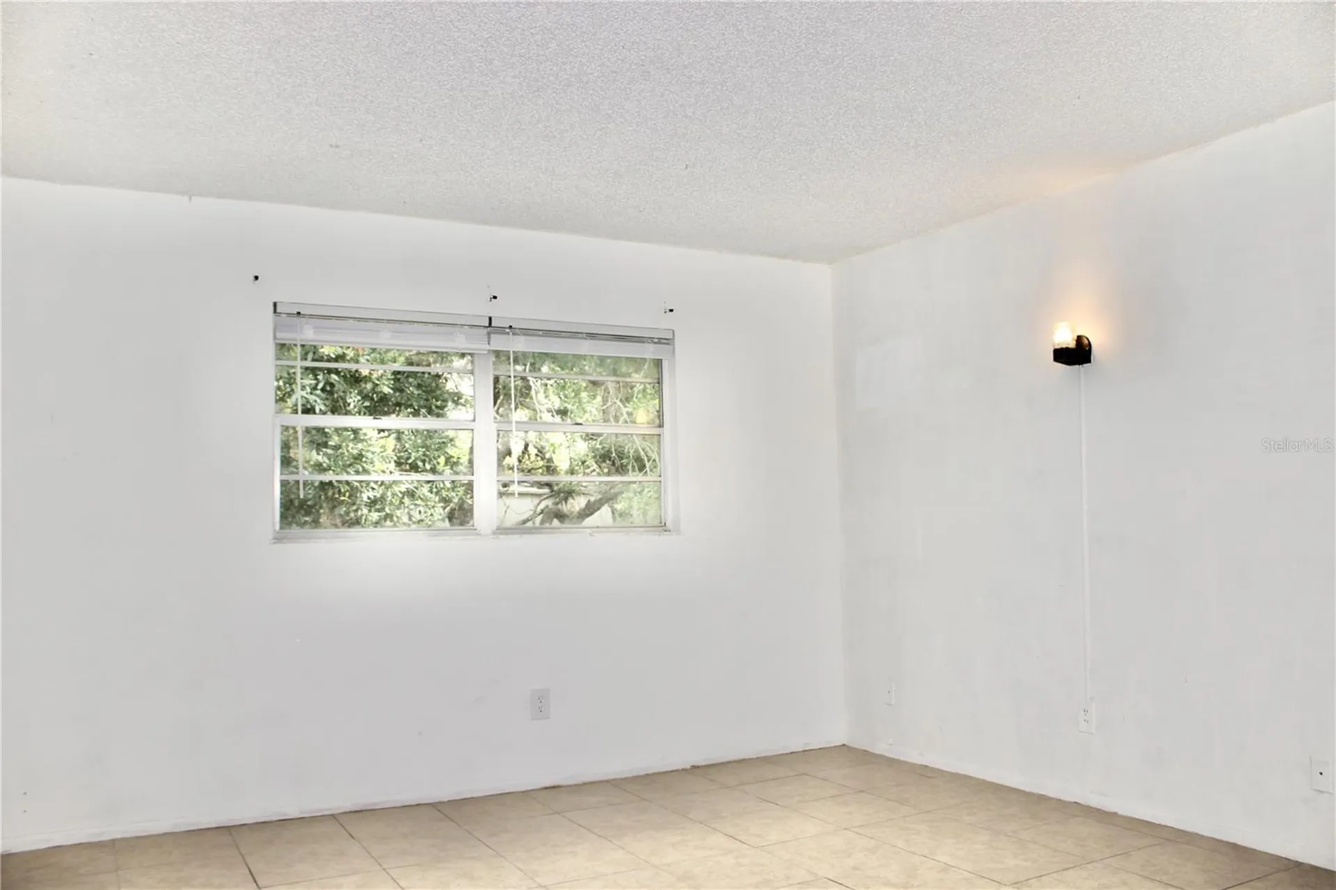 1819 Michigan Avenue Kissimmee FL 34744