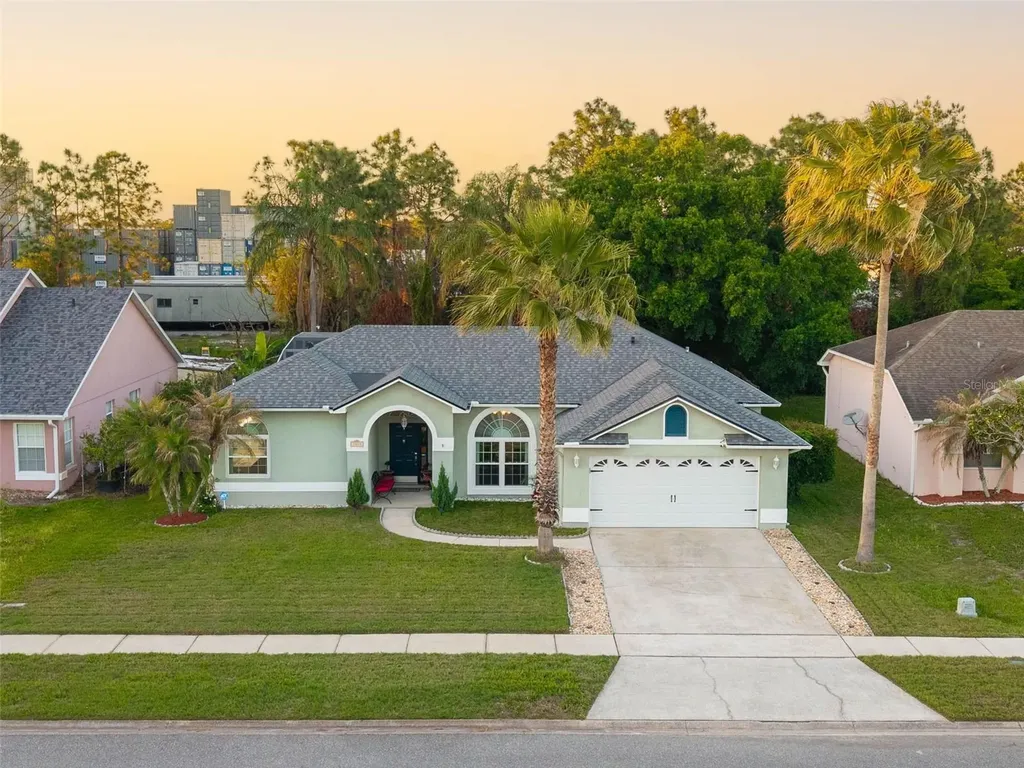 1813 Crosswell Court Orlando FL 32837