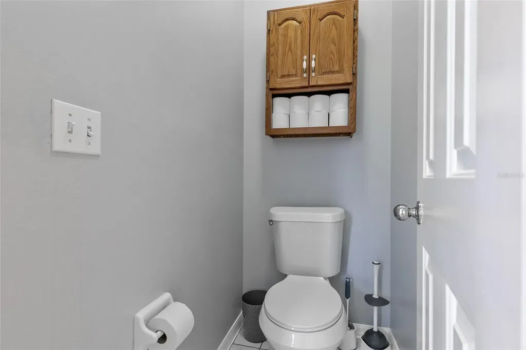 1813 Crosswell Court Orlando FL 32837