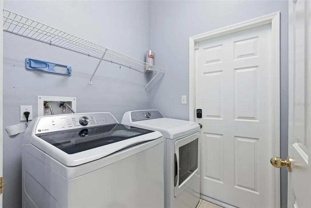 1813 Crosswell Court Orlando FL 32837