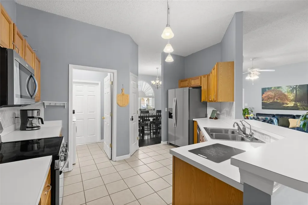 1813 Crosswell Court Orlando FL 32837