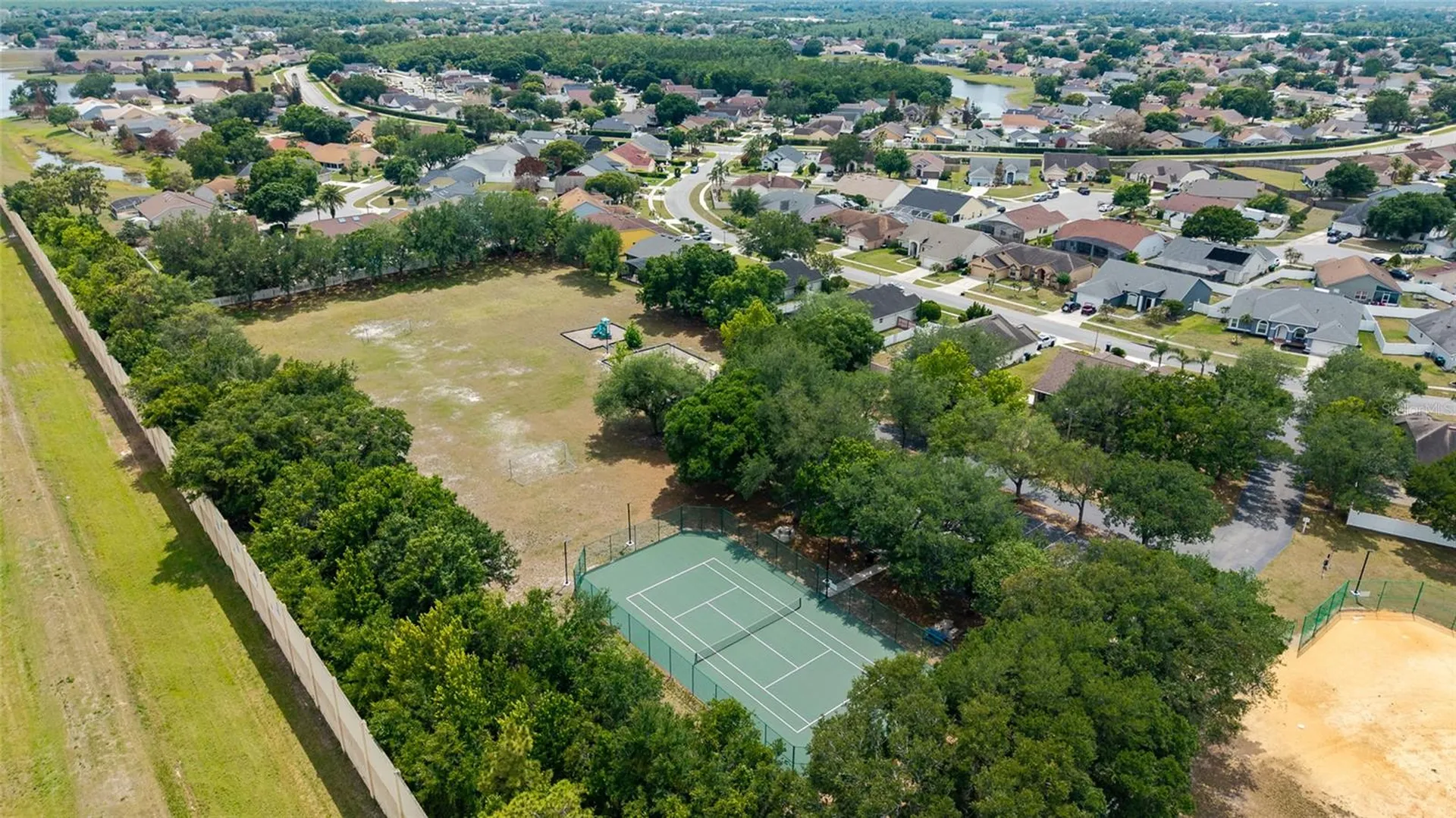 1813 Crosswell Court Orlando FL 32837