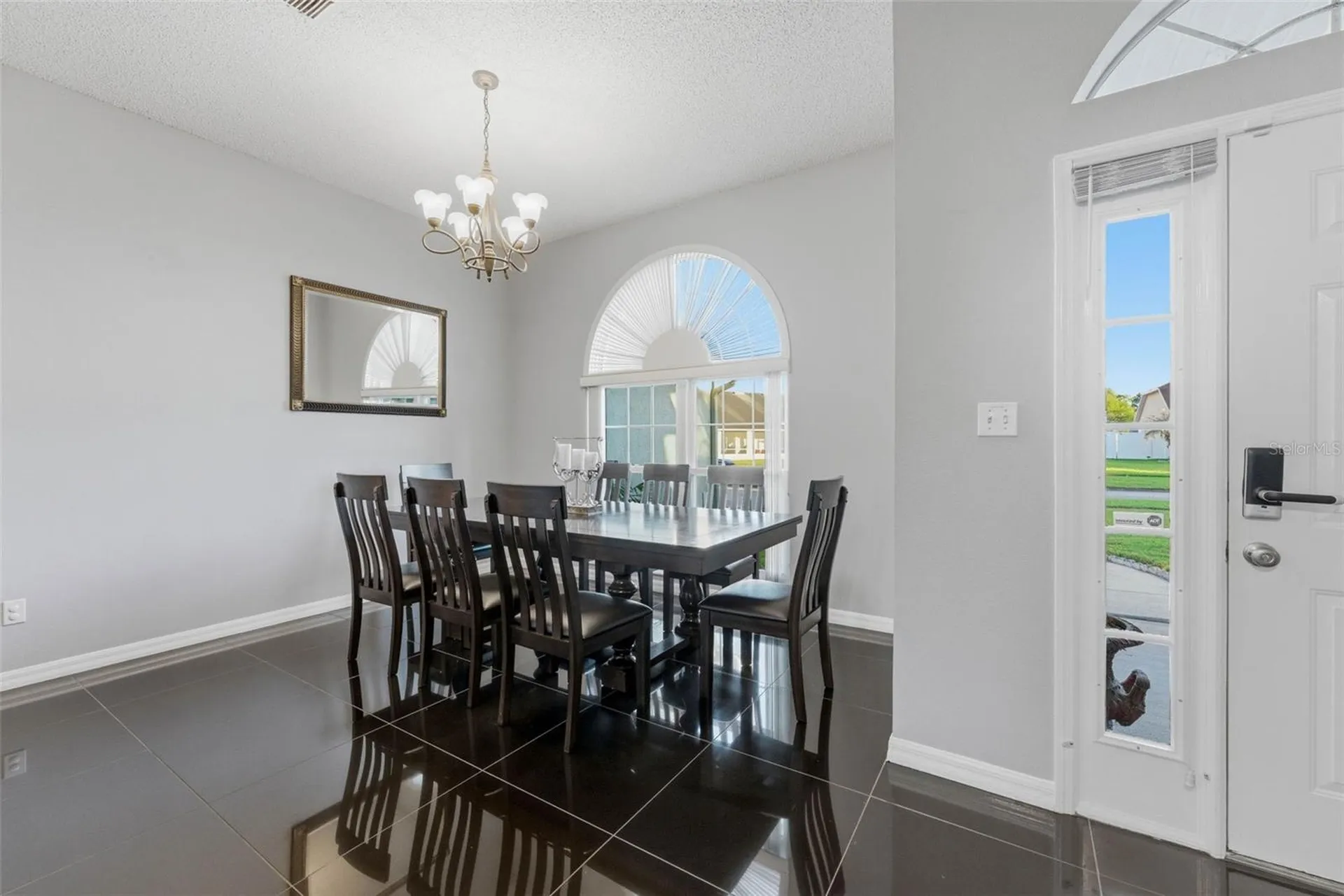1813 Crosswell Court Orlando FL 32837