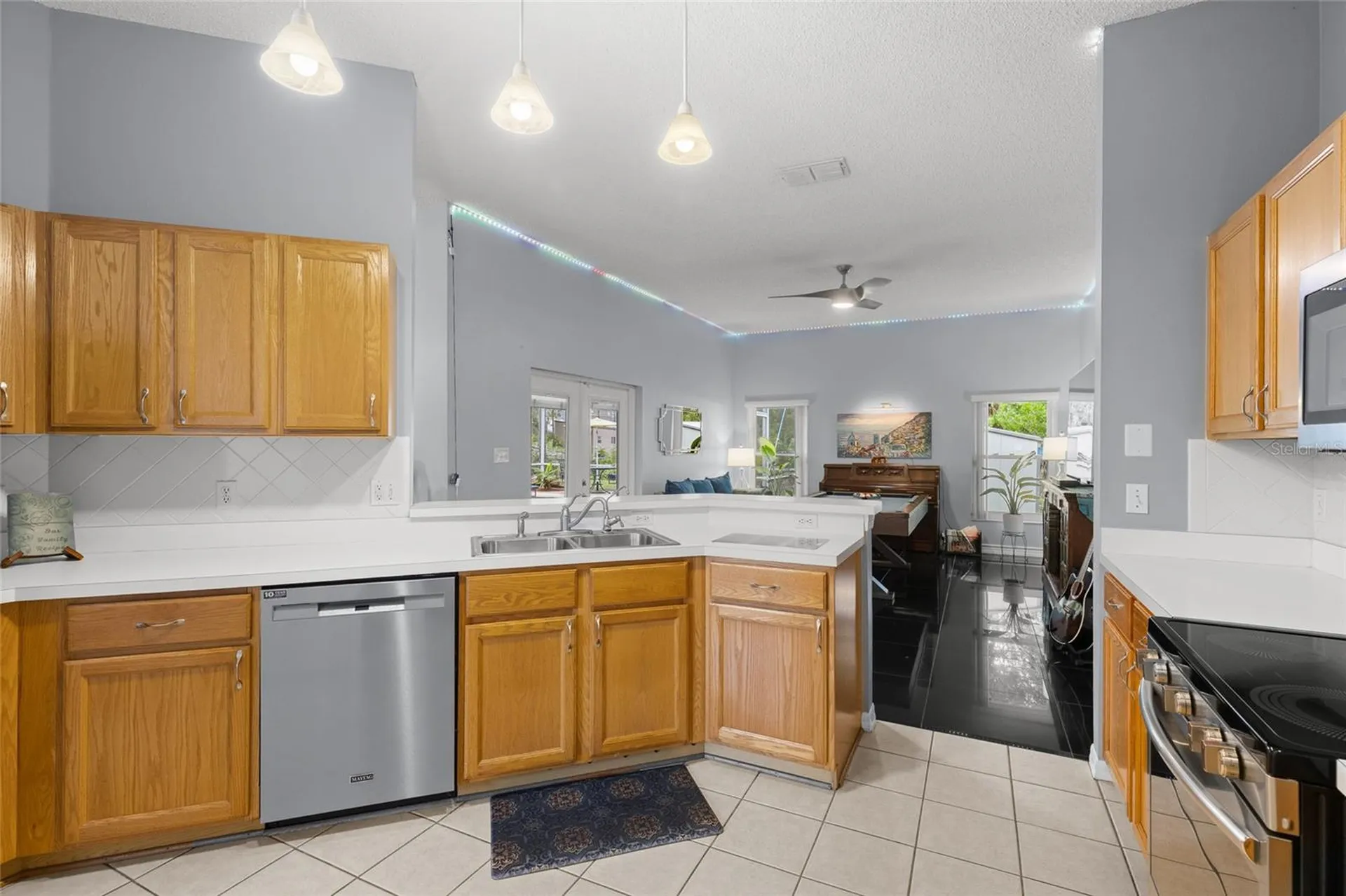 1813 Crosswell Court Orlando FL 32837