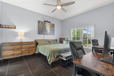 1813 Crosswell Court Orlando FL 32837