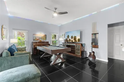 1813 Crosswell Court Orlando FL 32837