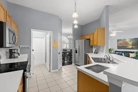 1813 Crosswell Court Orlando FL 32837