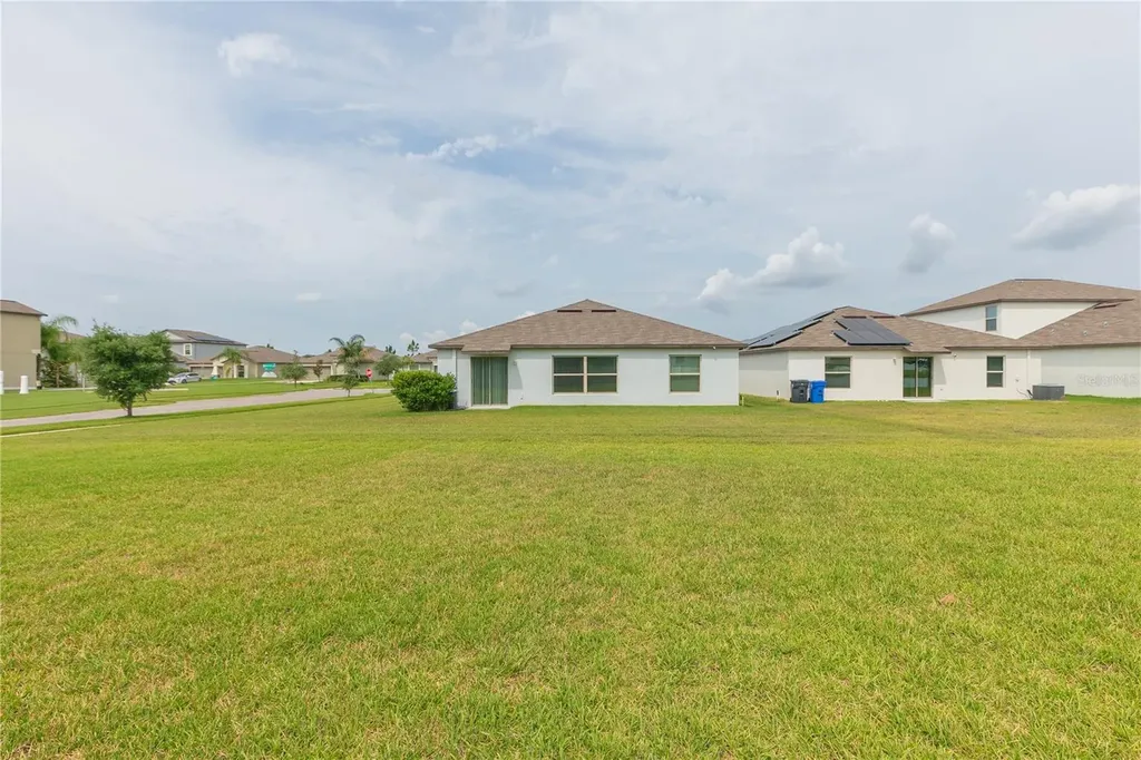 13608 Willow Bluestar Loop Riverview FL 33579
