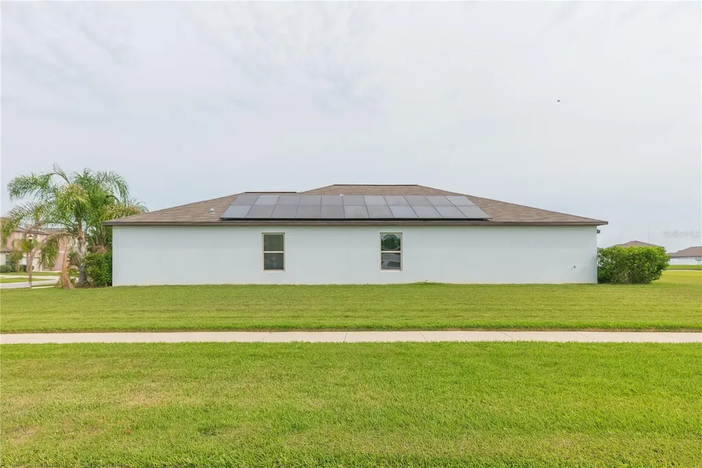 13608 Willow Bluestar Loop Riverview FL 33579