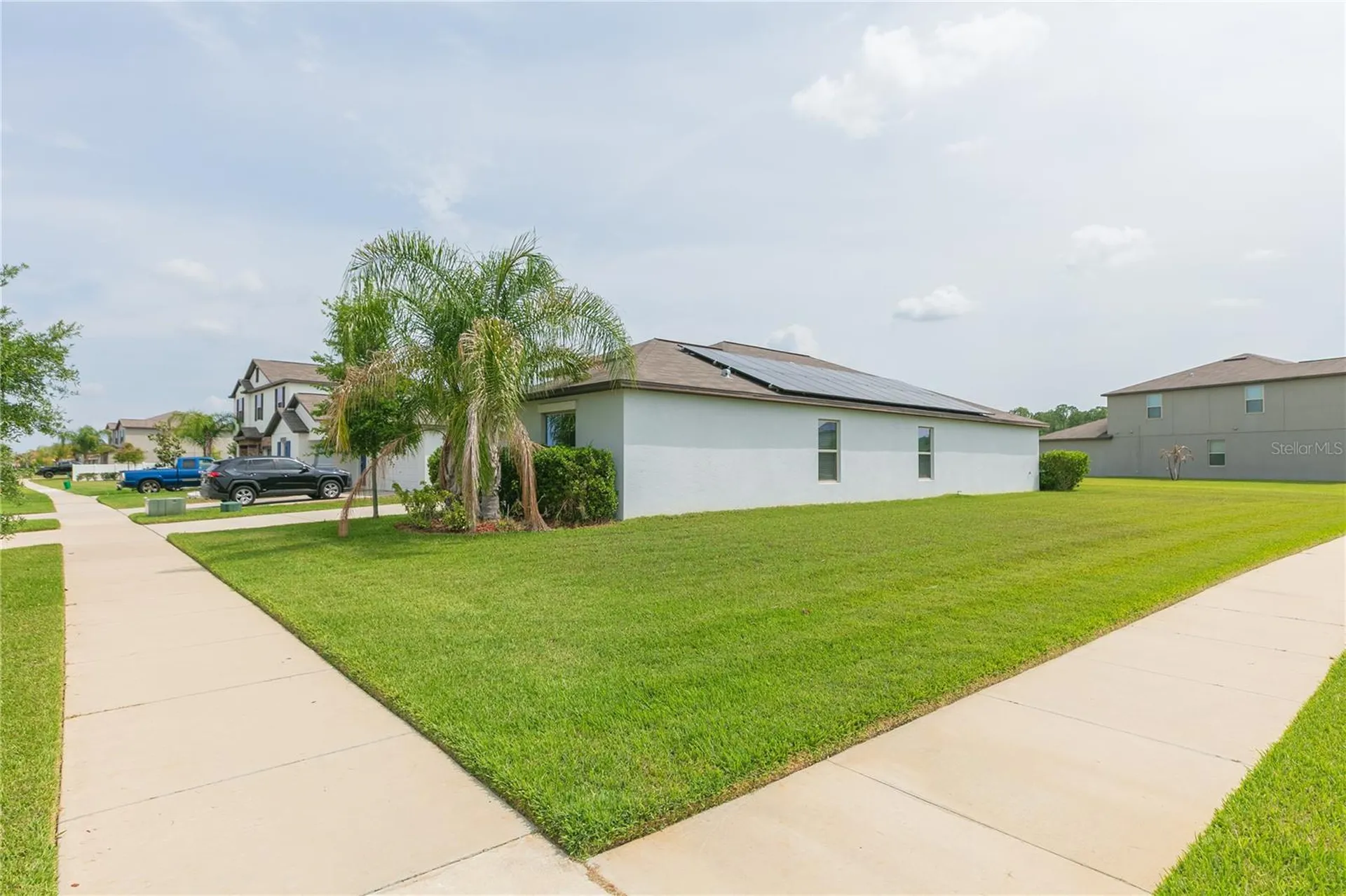 13608 Willow Bluestar Loop Riverview FL 33579