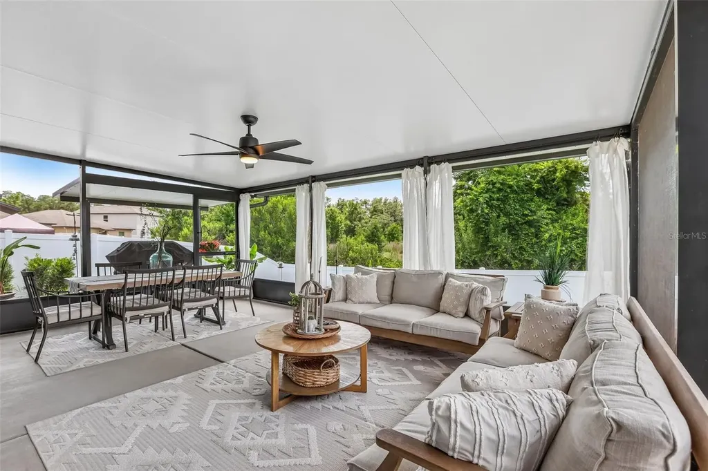 2905 Lytton Hall Drive Zephyrhills FL 33540