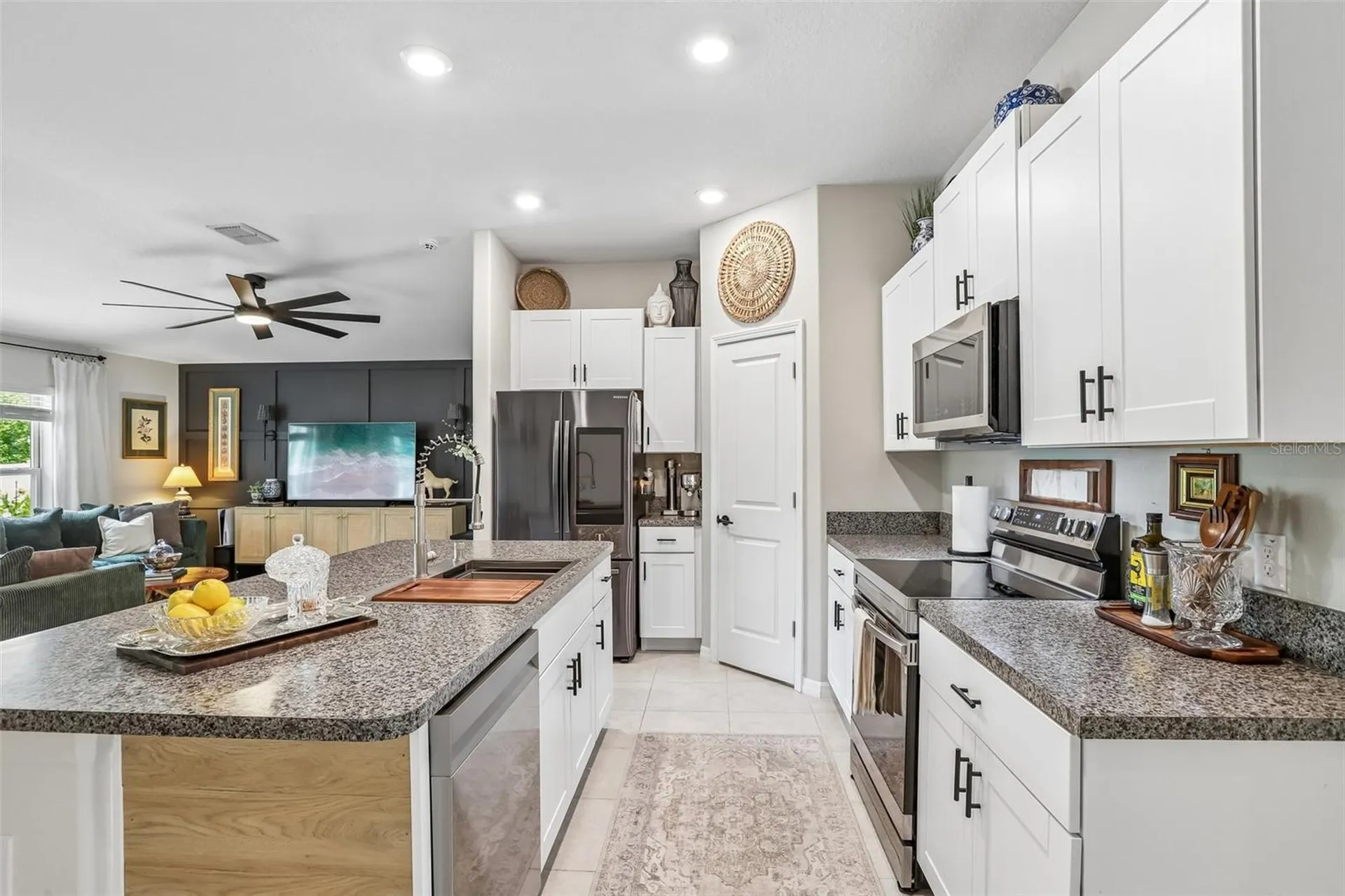 2905 Lytton Hall Drive Zephyrhills FL 33540