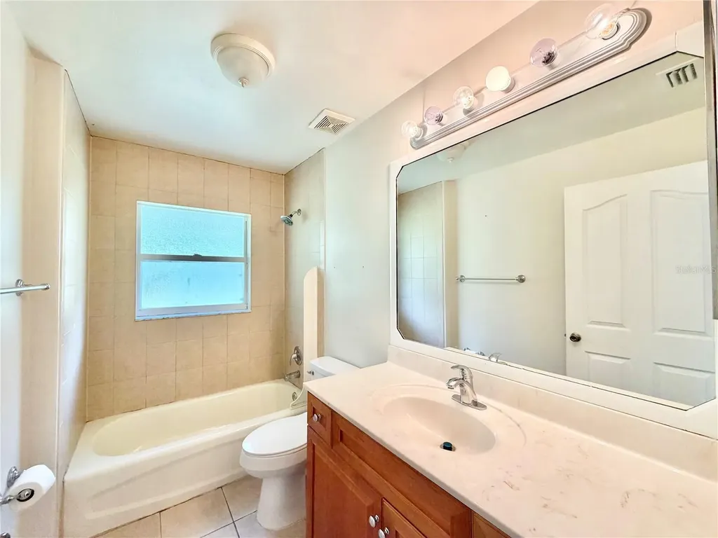 12748 NW 148th Terrace Alachua FL 32615