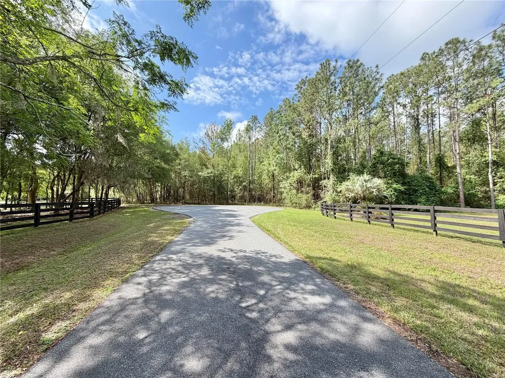 12748 NW 148th Terrace Alachua FL 32615