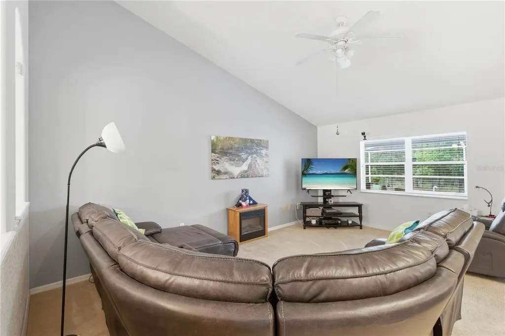 13056 Painted Bunting Avenue Weeki Wachee FL 34614