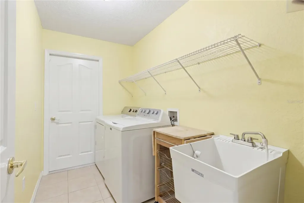 13056 Painted Bunting Avenue Weeki Wachee FL 34614