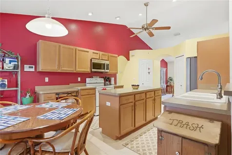 13056 Painted Bunting Avenue Weeki Wachee FL 34614