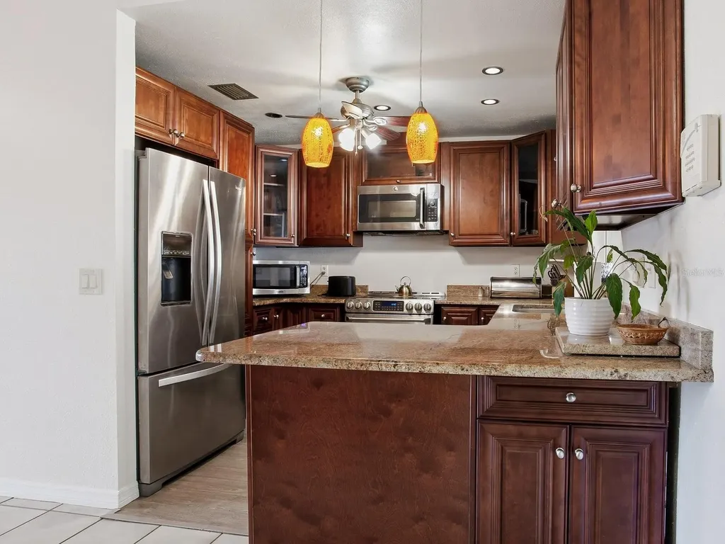 2618 Ridgetop Way Valrico FL 33594
