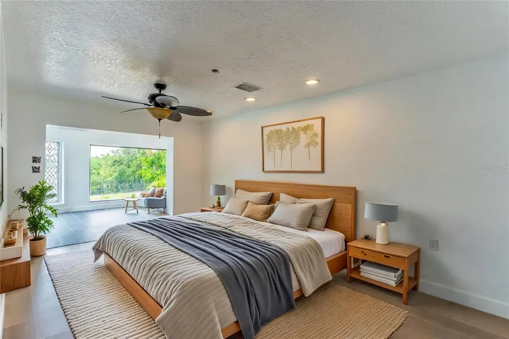 3225 Rosery Road NE Largo FL 33771
