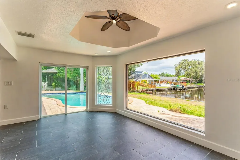 3225 Rosery Road NE Largo FL 33771