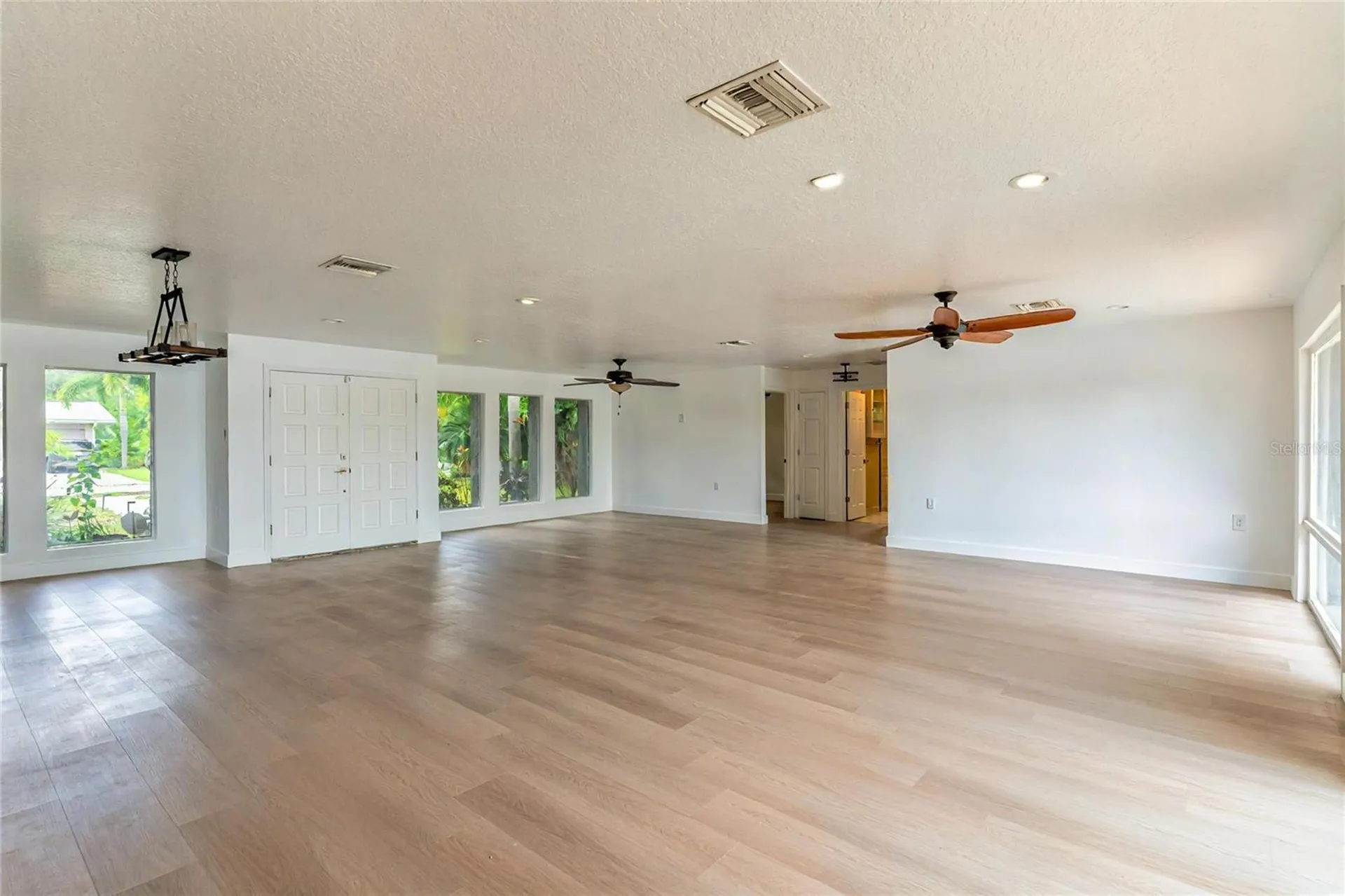 3225 Rosery Road NE Largo FL 33771