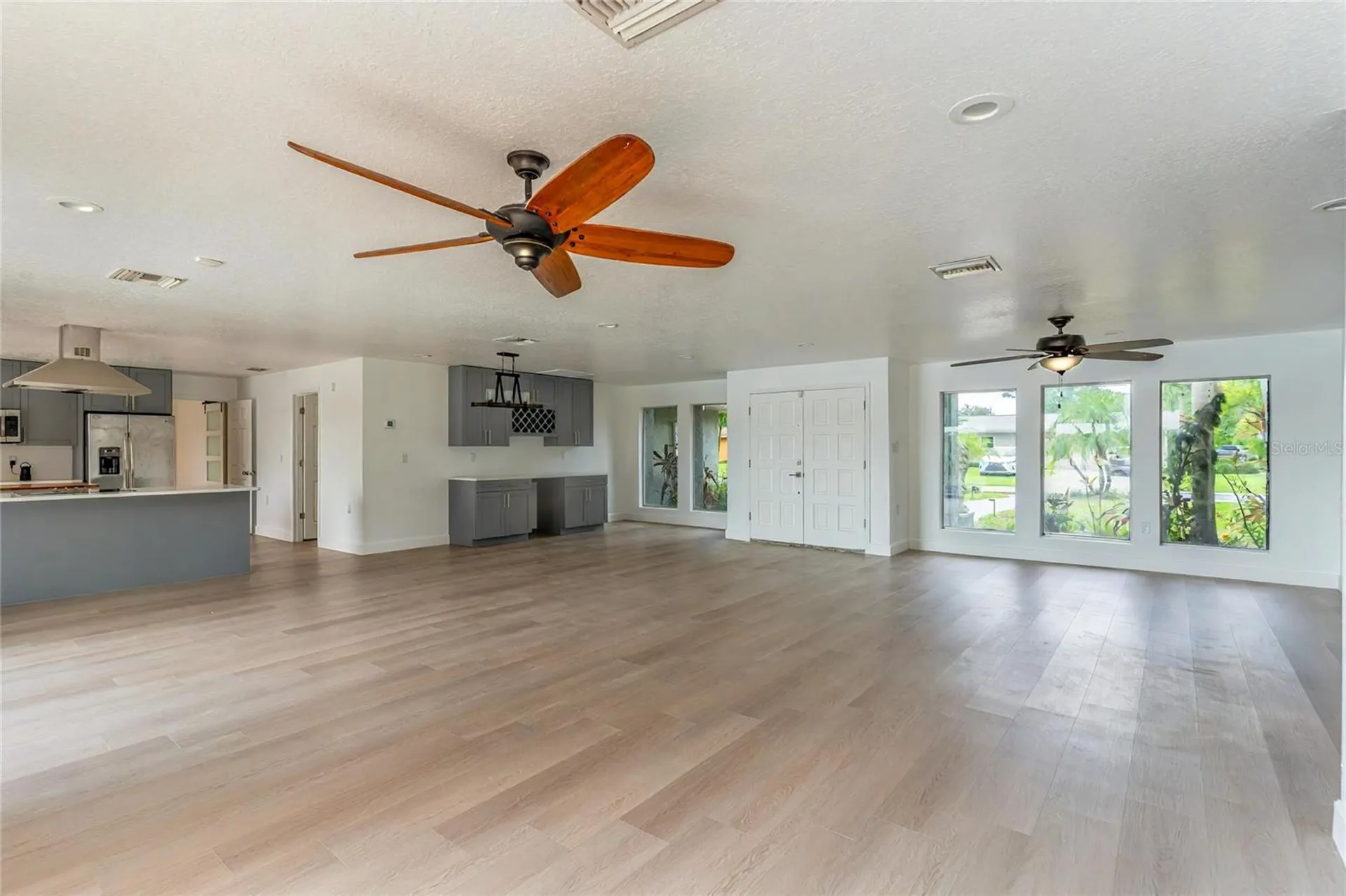 3225 Rosery Road NE Largo FL 33771