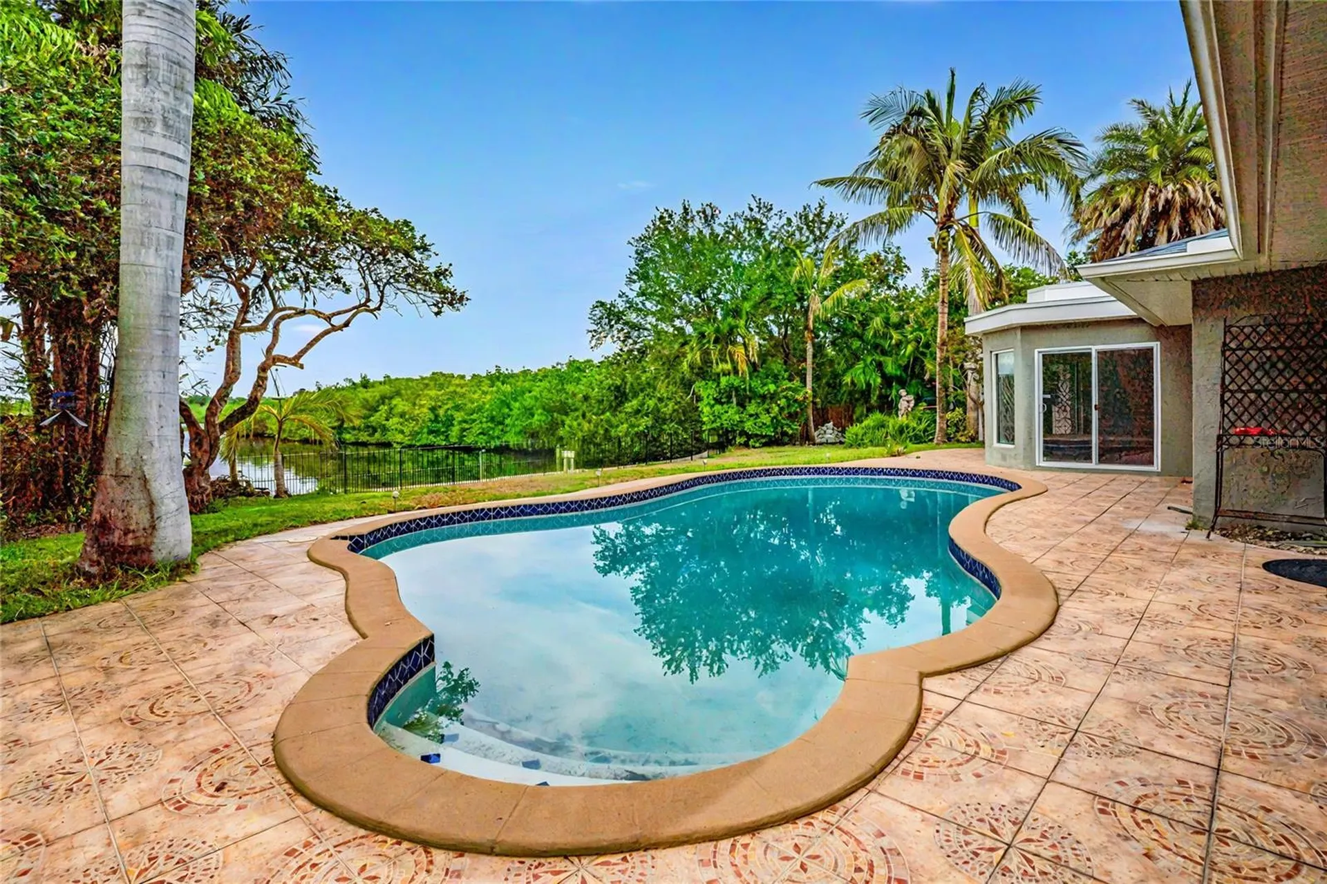 3225 Rosery Road NE Largo FL 33771