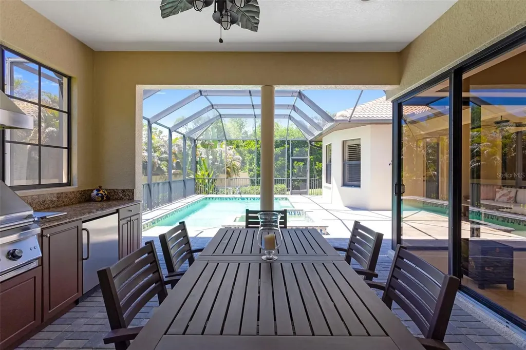 4516 Tuscana Drive Sarasota FL 34241
