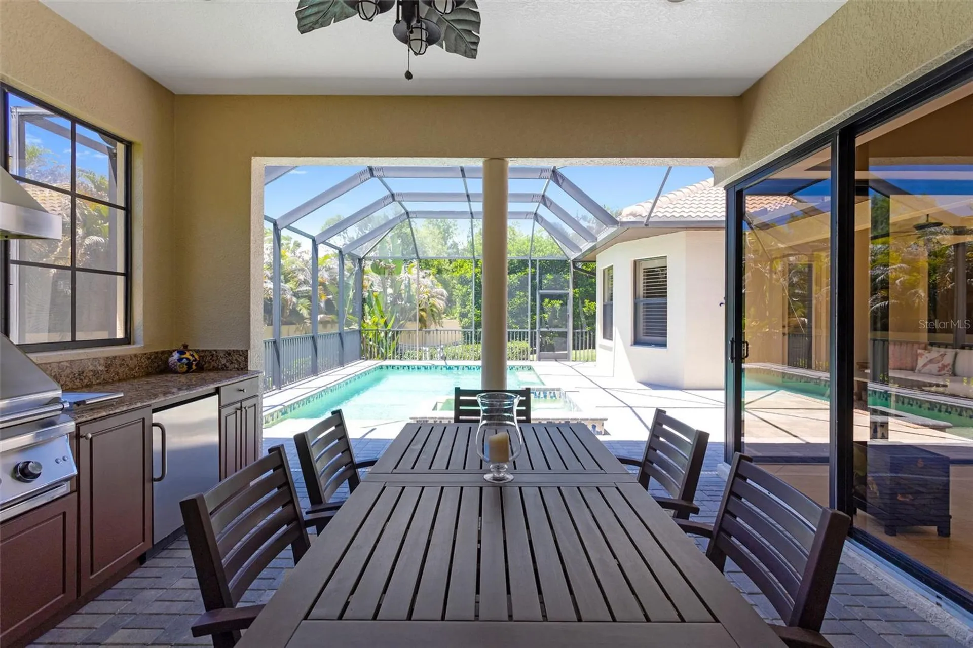 4516 Tuscana Drive Sarasota FL 34241