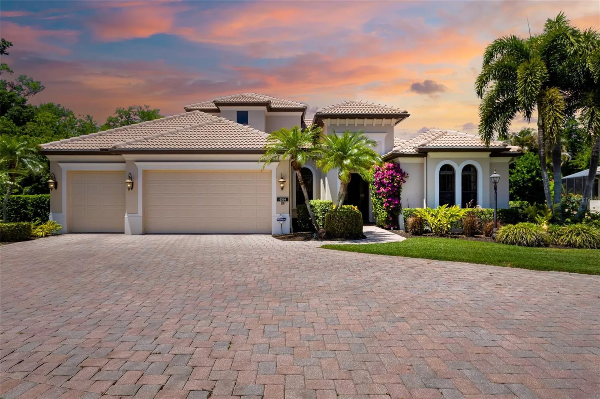 4516 Tuscana Drive Sarasota FL 34241