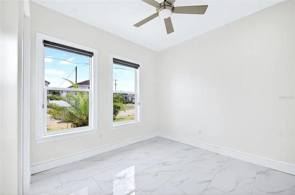 3013 W North B Street Tampa FL 33609