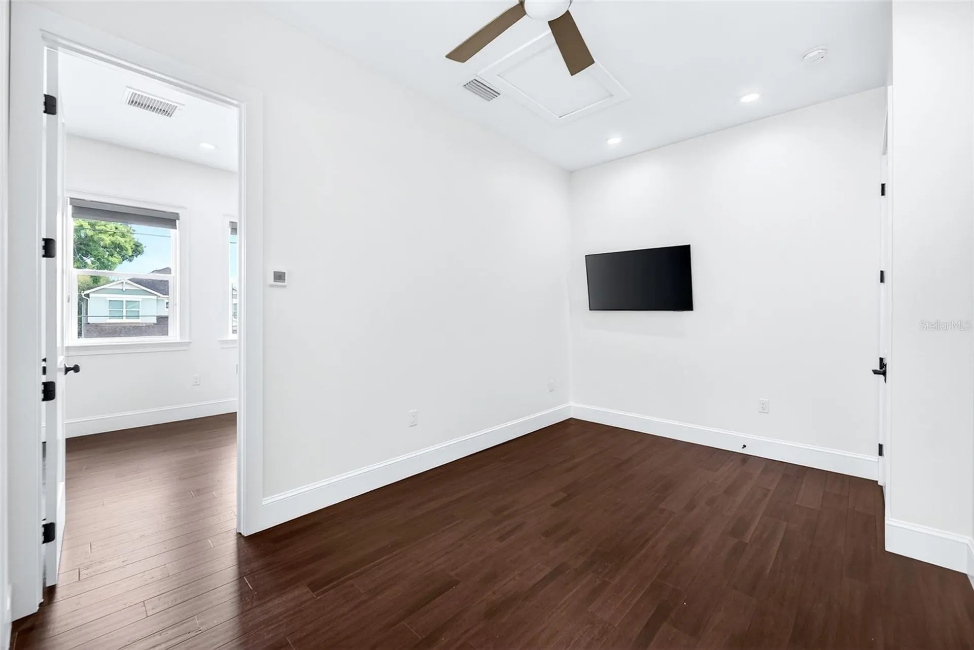 3013 W North B Street Tampa FL 33609